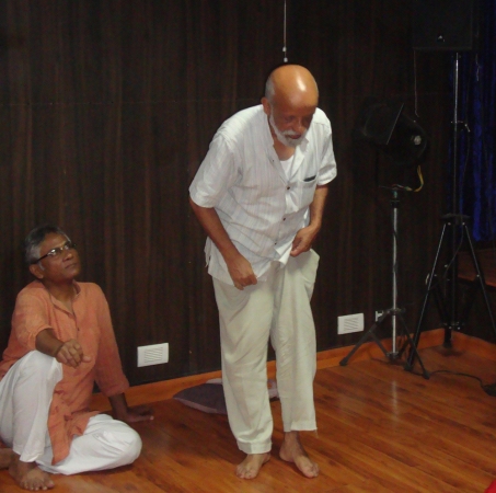 Natmandap-Theater-Workshop-Javed-Akhtar-Prasanna-Banner_1509203149.jpg